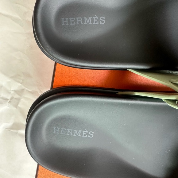 Hermes Authentic brand new Chypre Epsom Women’s Sandals 37 Vert Jade (6C) - Picture 4 of 13